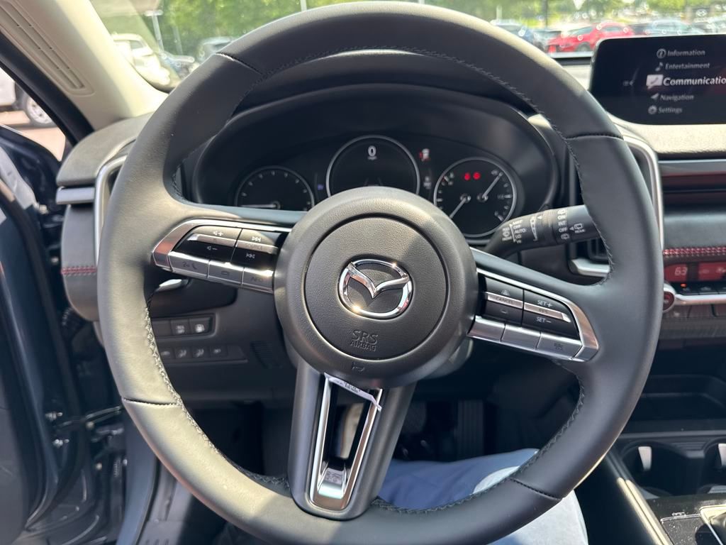 Vehicle image 14 of 40