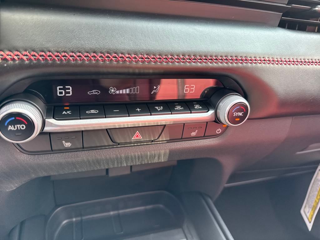 Vehicle image 40 of 40
