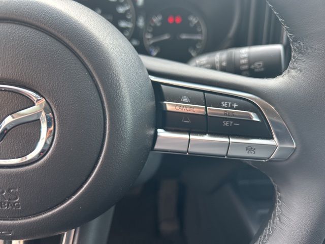 Vehicle image 35 of 39