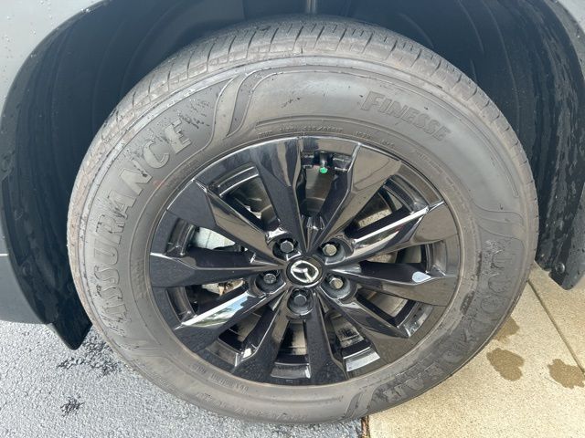 Vehicle image 11 of 39