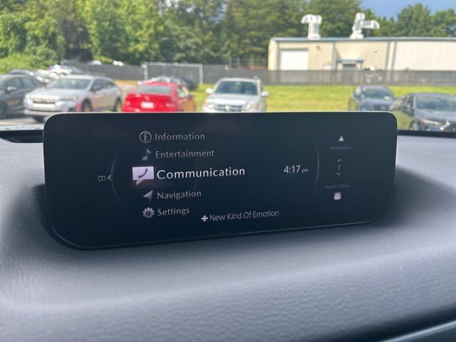 Vehicle image 22 of 39