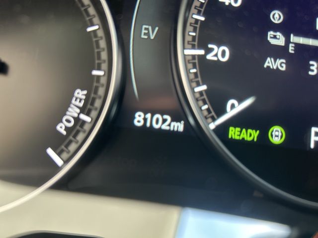 Vehicle image 20 of 39