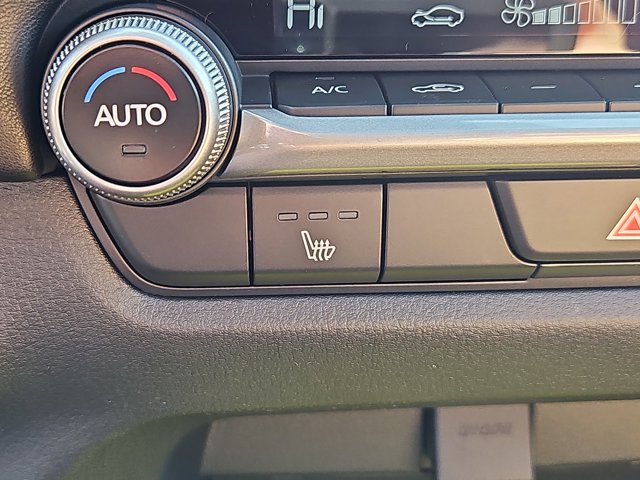 Vehicle image 12 of 20