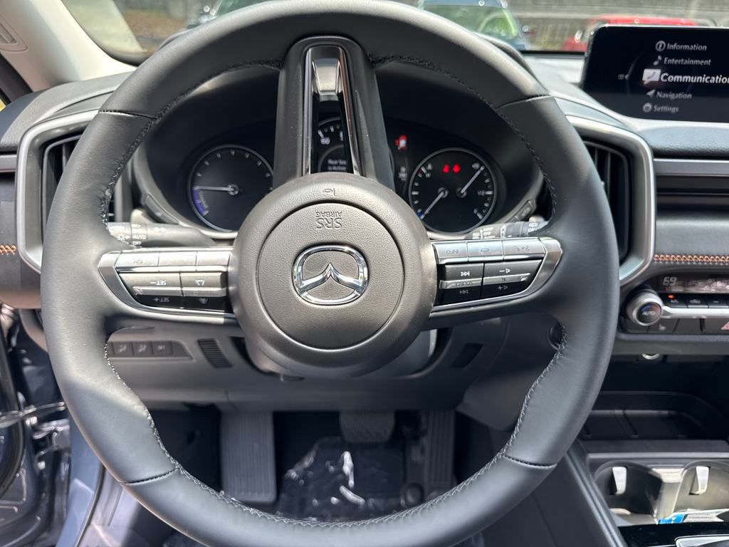 Vehicle image 14 of 39