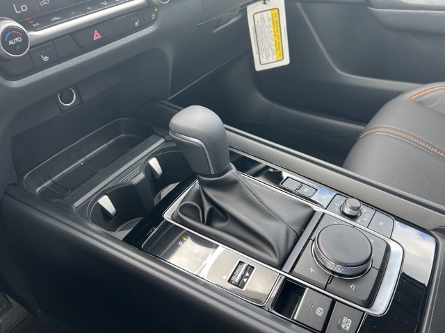 Vehicle image 39 of 40