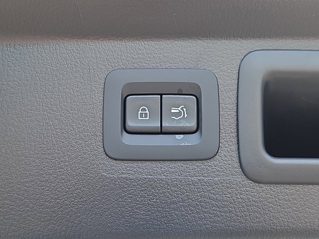 Vehicle image 14 of 20