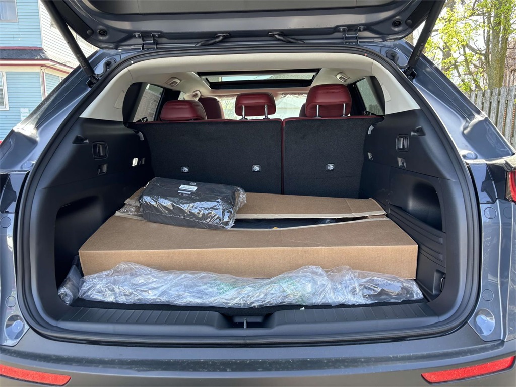 Vehicle image 32 of 35