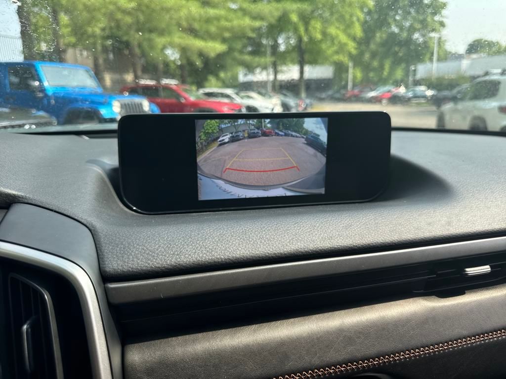 Vehicle image 20 of 39