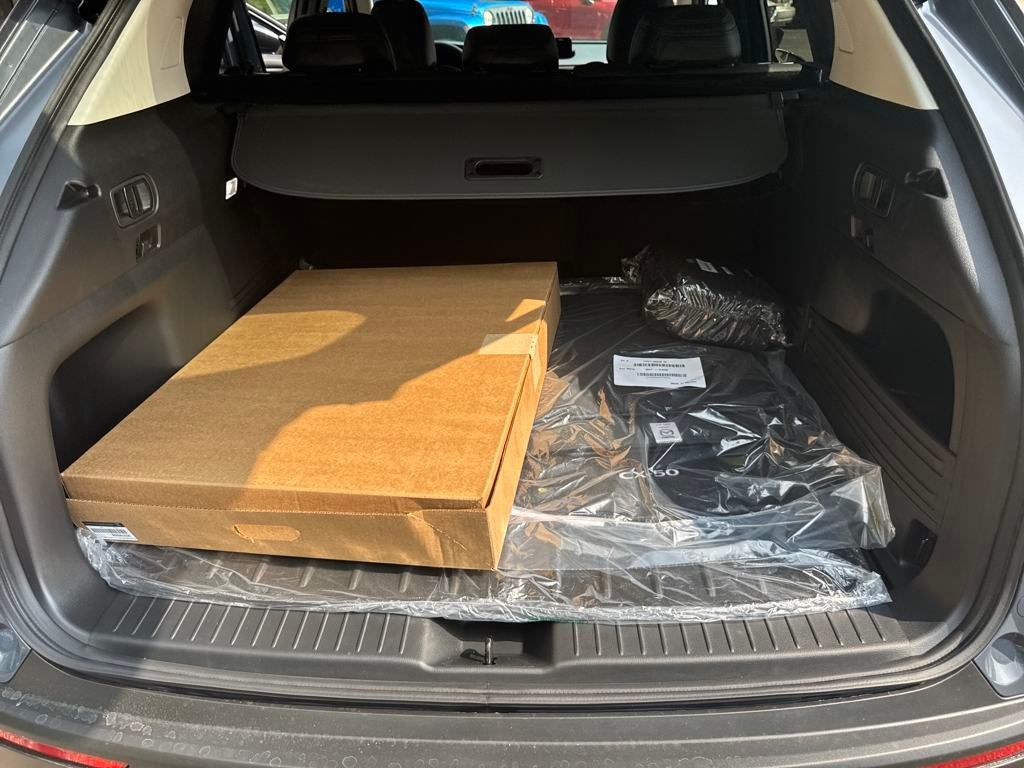 Vehicle image 23 of 39