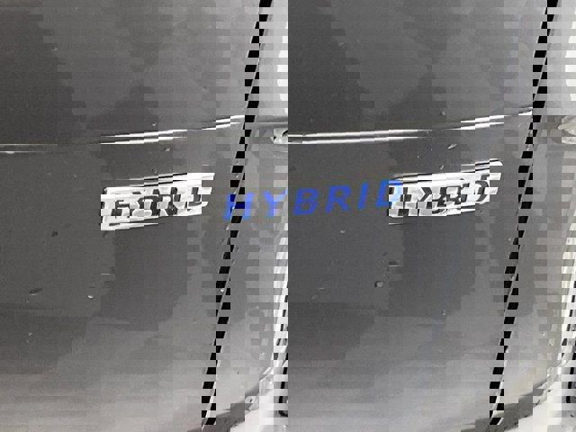 Vehicle image 39 of 40