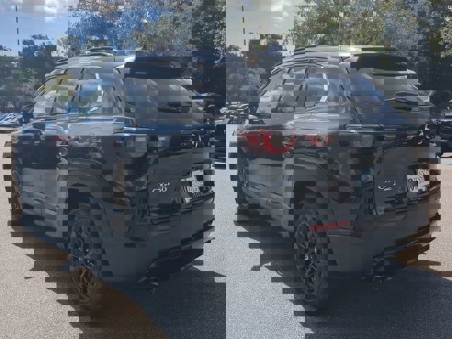 Vehicle image 7 of 26