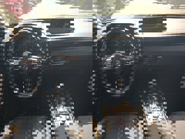 Vehicle image 11 of 26