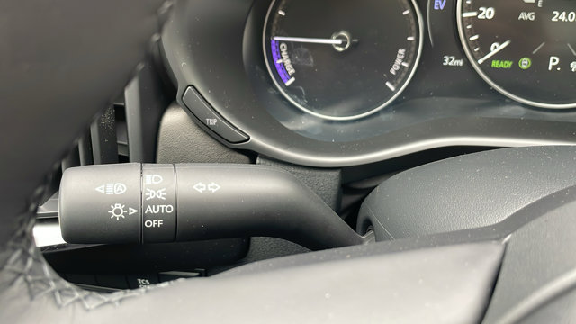 Vehicle image 24 of 41