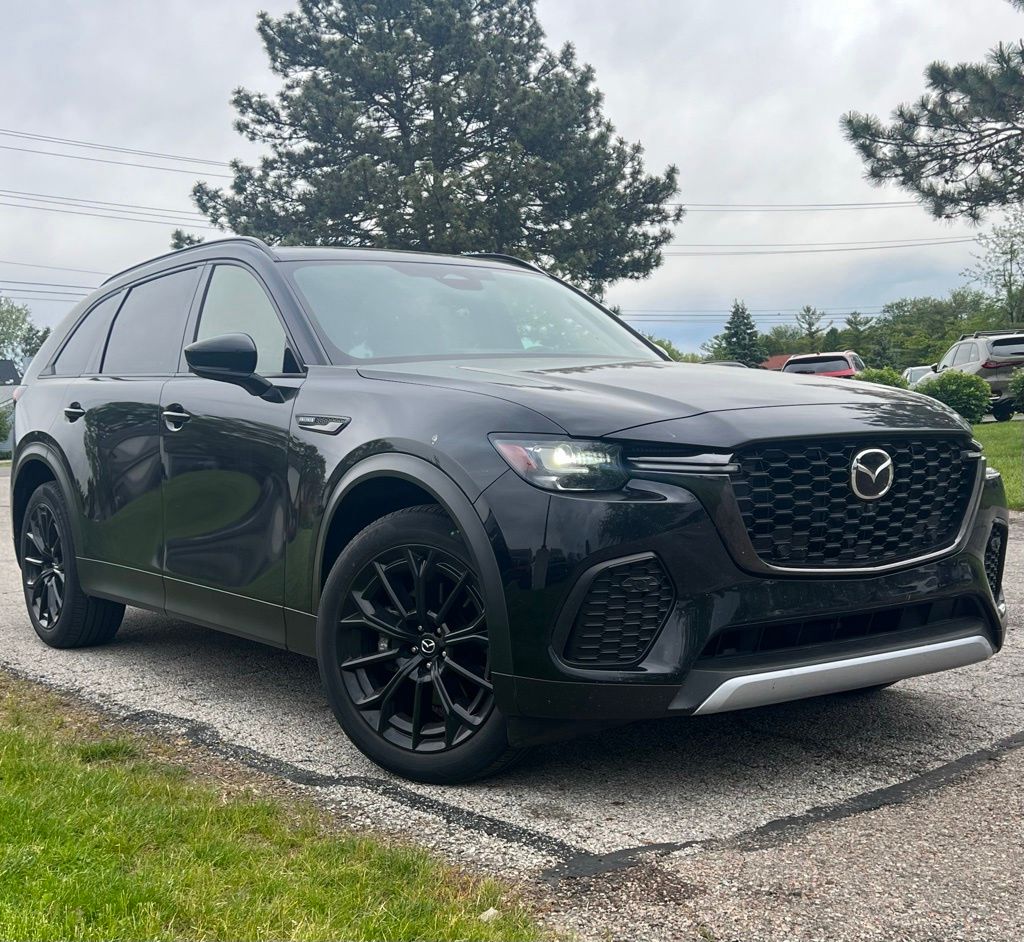 2025 Mazda CX-70 3.3 Turbo Premium Plus Package Image 1 of 2