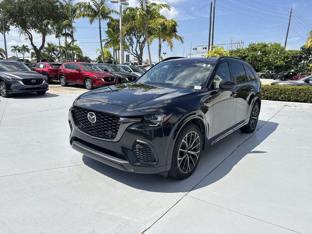 2025 Mazda CX-70 3.3 Turbo S Premium Package Image 3 of 60