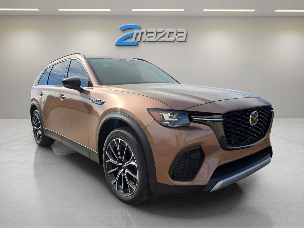 2025 Mazda CX-70 PHEV Premium Plus Package Image 3 of 30