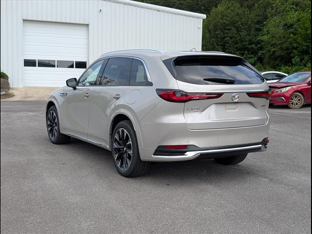 Vehicle image 4 of 15