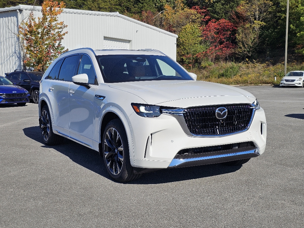 Vehicle image 1 of 14