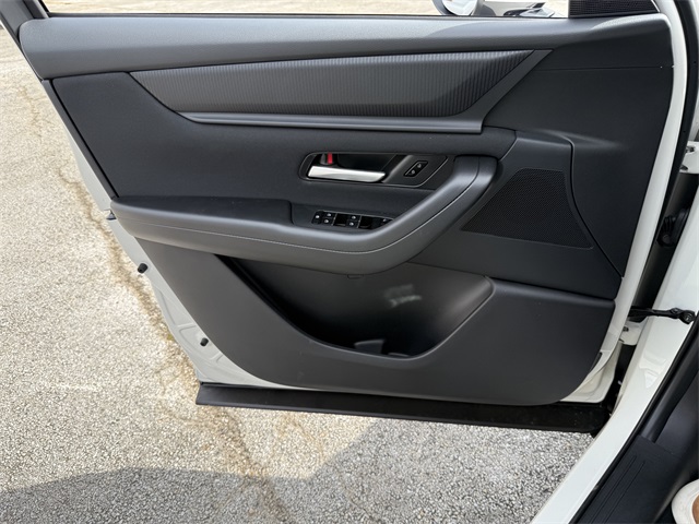 2025 Mazda CX-90 Select Package Image 15 of 21