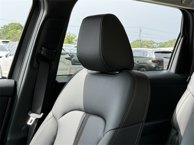 2025 Mazda CX-90 Select Package Image 11 of 21