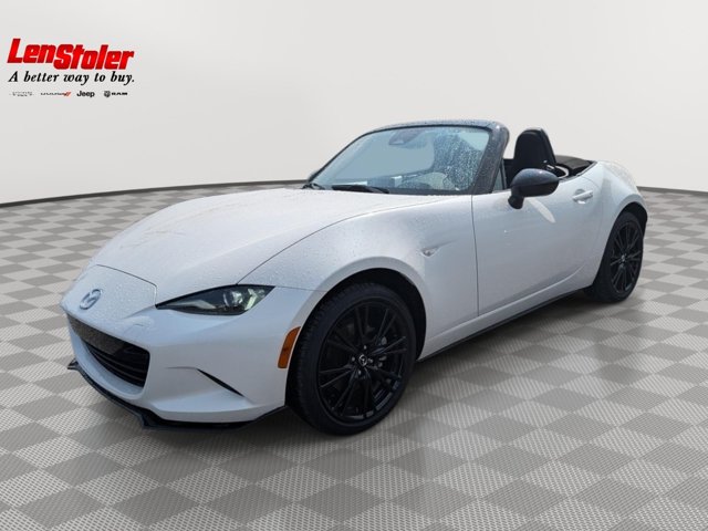 2025 Mazda MX-5 Miata Club Image 2 of 24