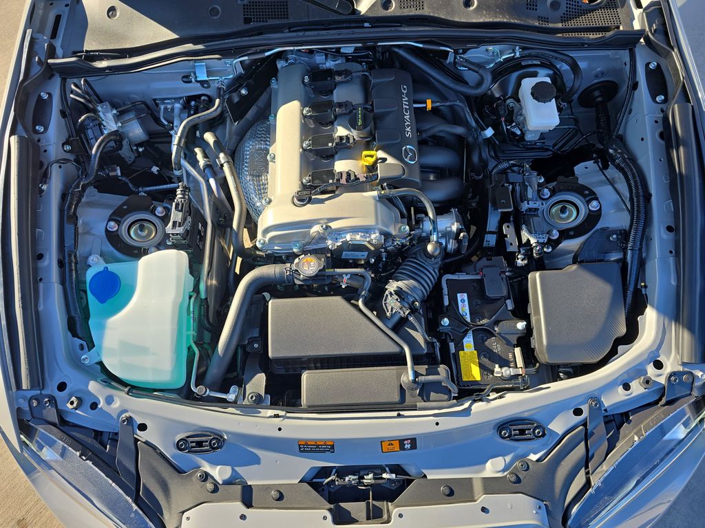 2025 Mazda MX-5 Miata Grand Touring Image 9 of 32