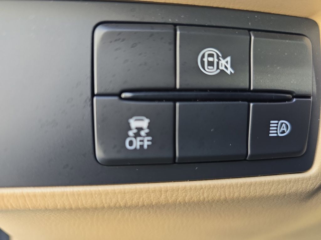 2025 Mazda MX-5 Miata Grand Touring Image 30 of 32