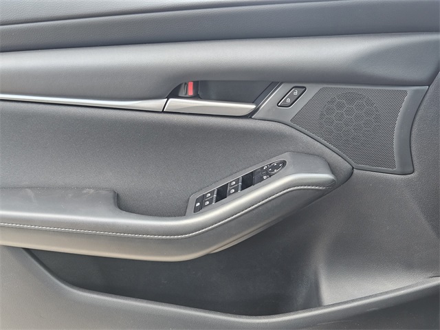 2025 Mazda Mazda3 2.5 S Image 17 of 22