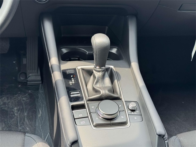 Vehicle image 10 of 18