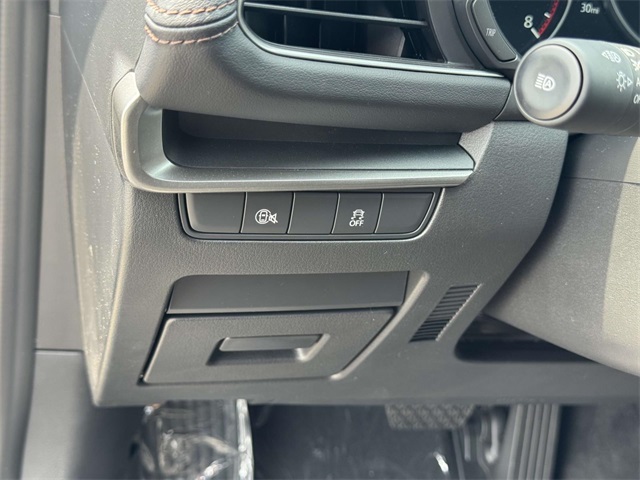Vehicle image 12 of 18