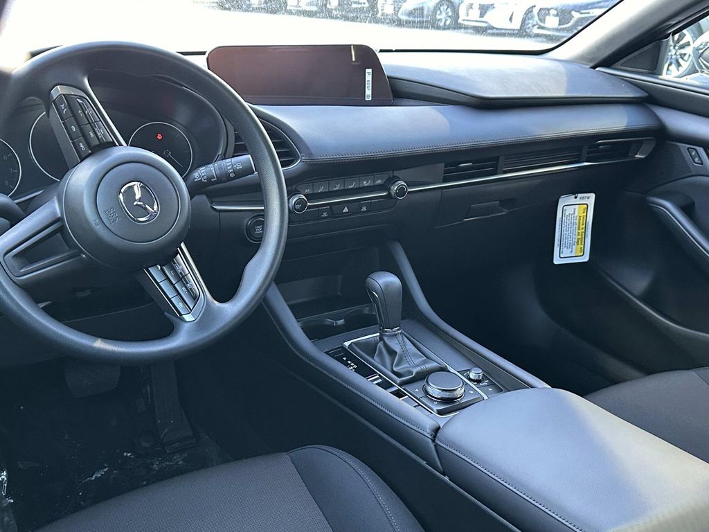 2025 Mazda Mazda3 2.5 S Image 5 of 34