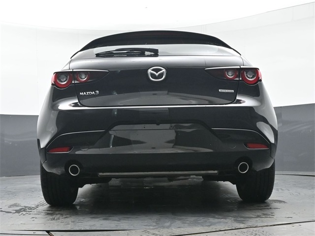 Vehicle image 20 of 41