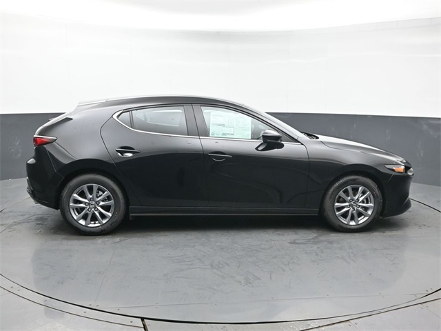 Vehicle image 12 of 41