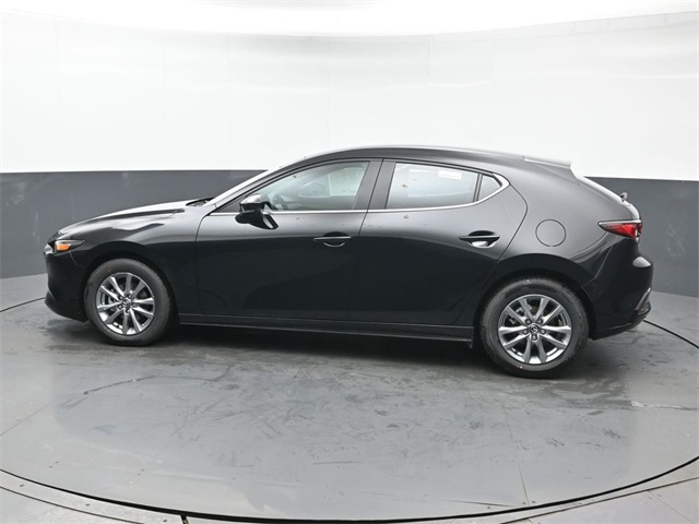 Vehicle image 22 of 41