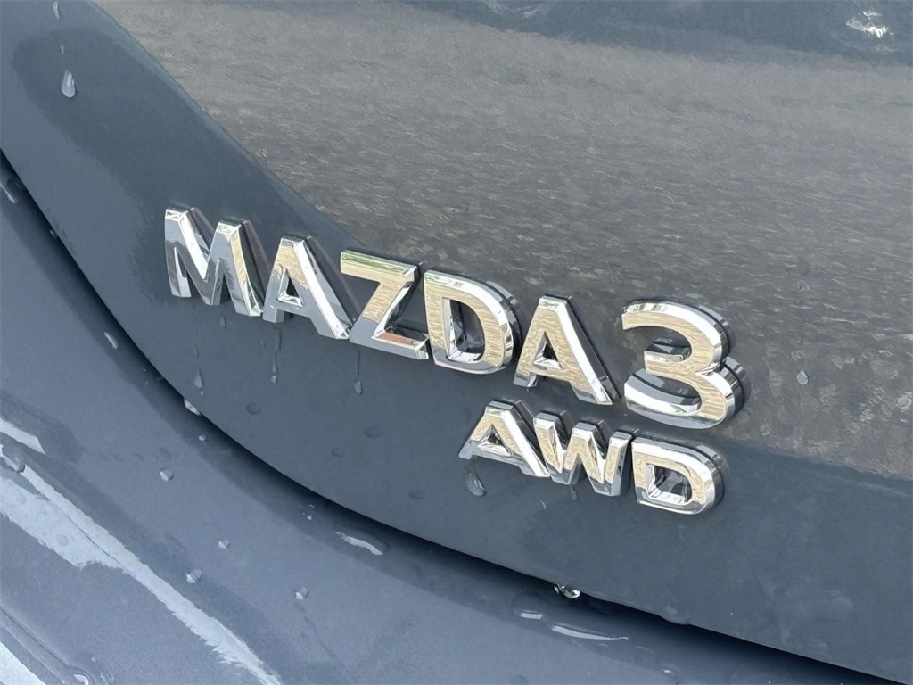 Vehicle image 28 of 29