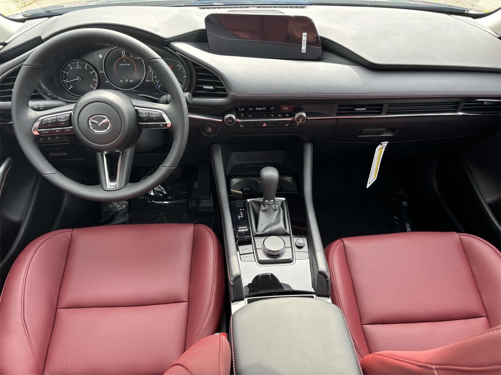 Vehicle image 12 of 29