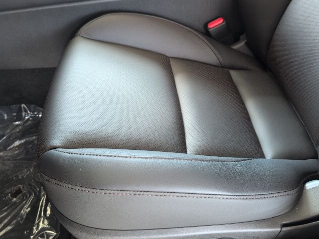 2025 Mazda Mazda3 2.5 Turbo Premium Plus Image 33 of 36