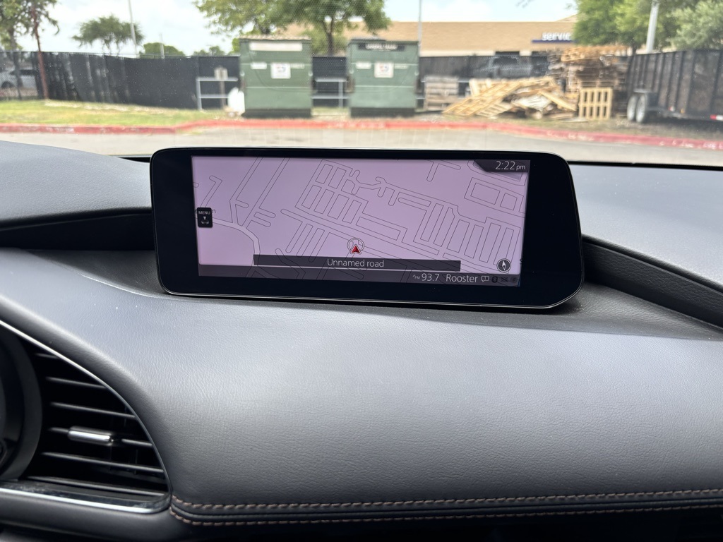Vehicle image 26 of 37