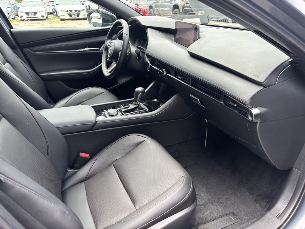 Vehicle image 37 of 37