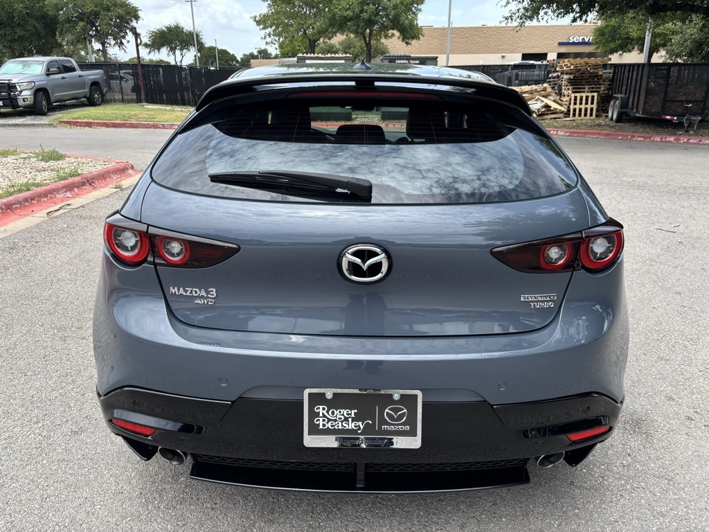 Vehicle image 6 of 37
