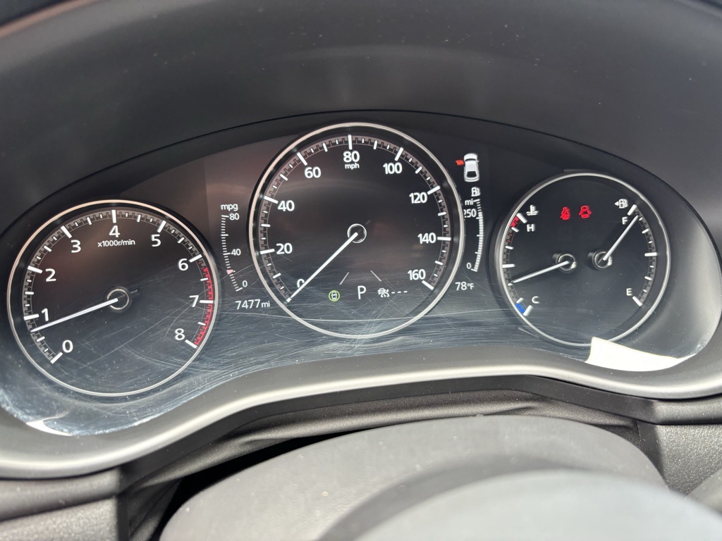 Vehicle image 25 of 37