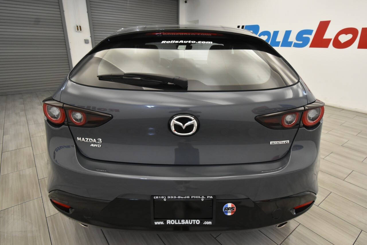 Vehicle image 5 of 33