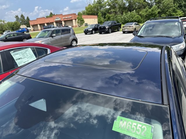 Vehicle image 9 of 9
