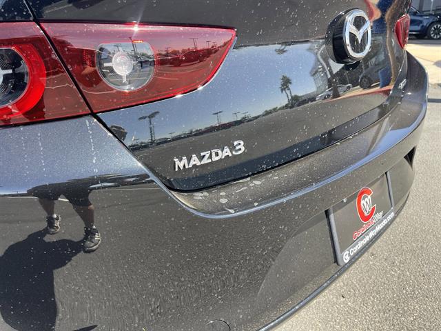 2025 Mazda Mazda3 Sedan 2.5 S Select Sport Image 29 of 38