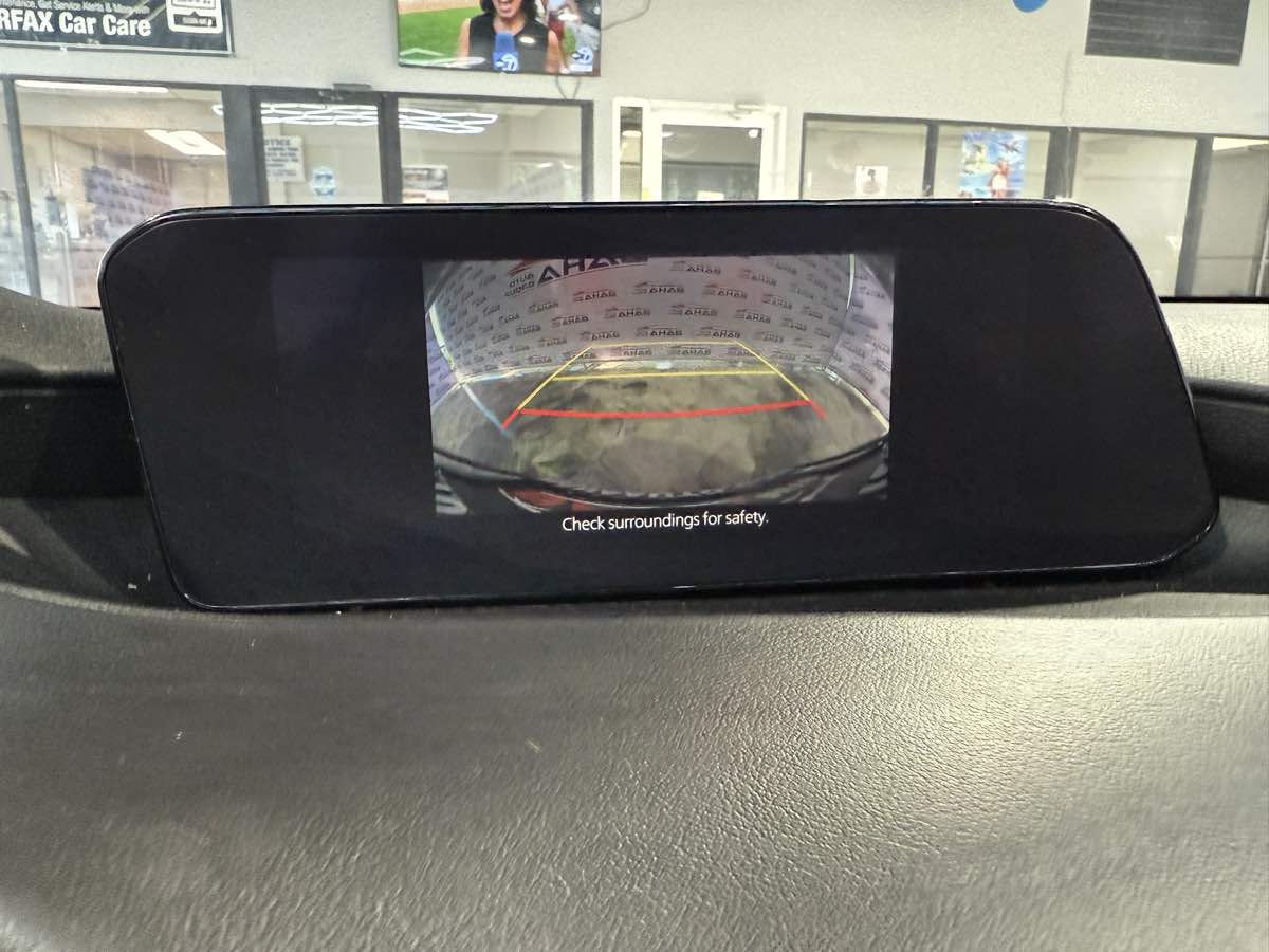 Vehicle image 45 of 52