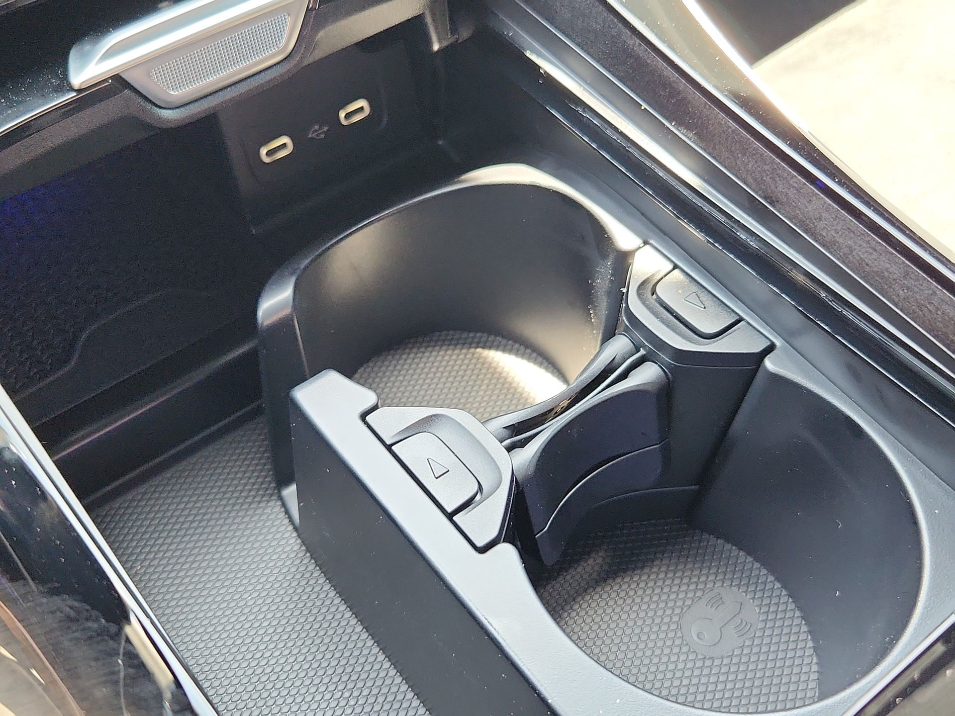 2025 Mercedes-Benz C-Class AMG 43 Image 22 of 22