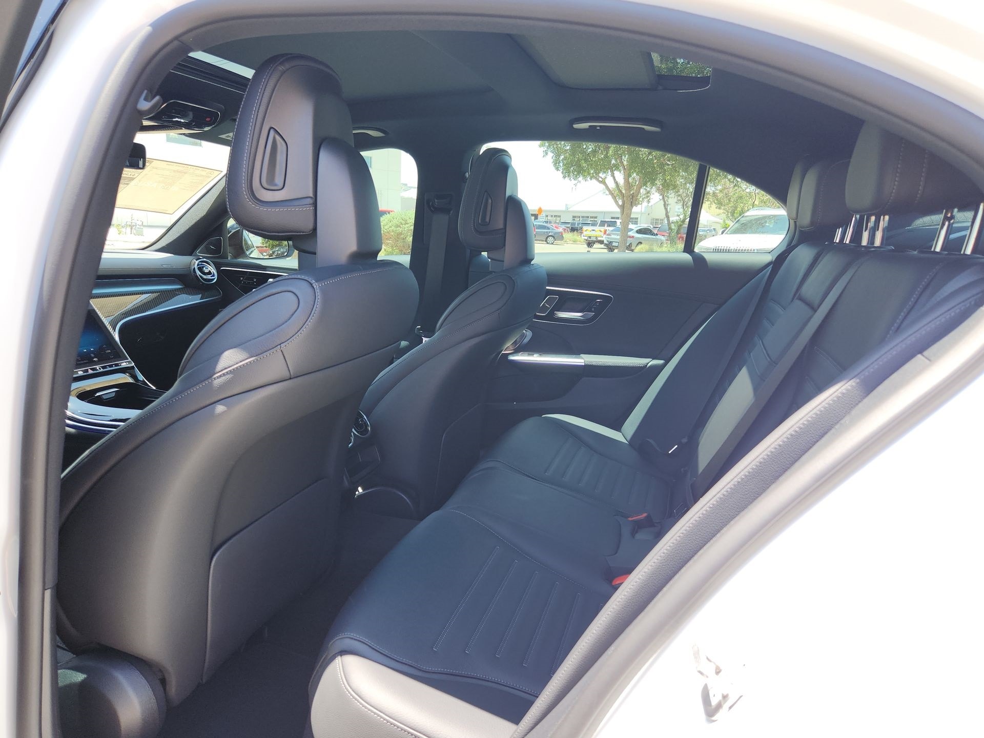 2025 Mercedes-Benz C-Class AMG 43 Image 13 of 22