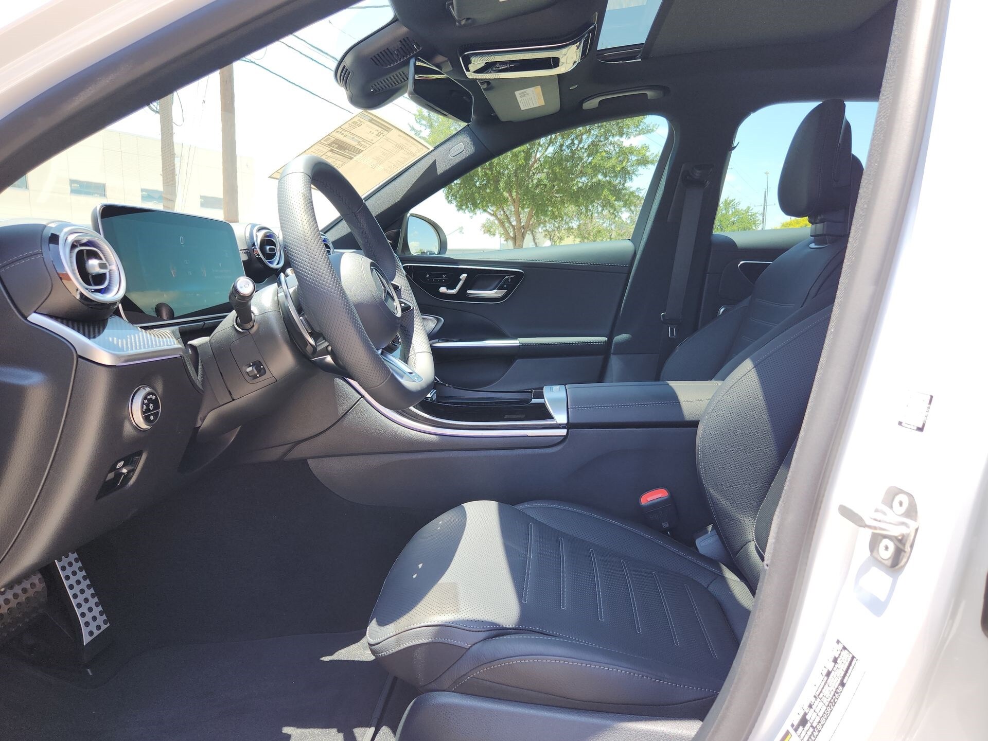 2025 Mercedes-Benz C-Class AMG 43 Image 16 of 22