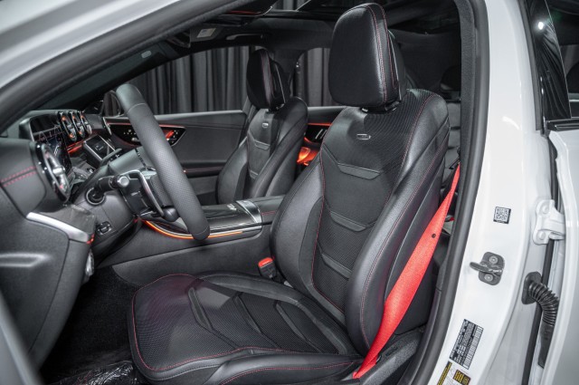 Vehicle image 12 of 25
