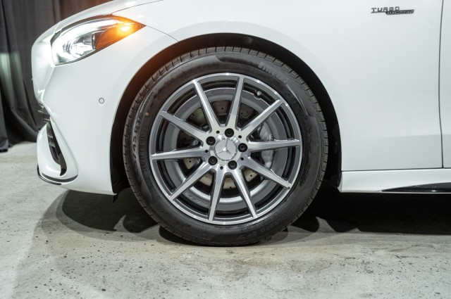 Vehicle image 7 of 25